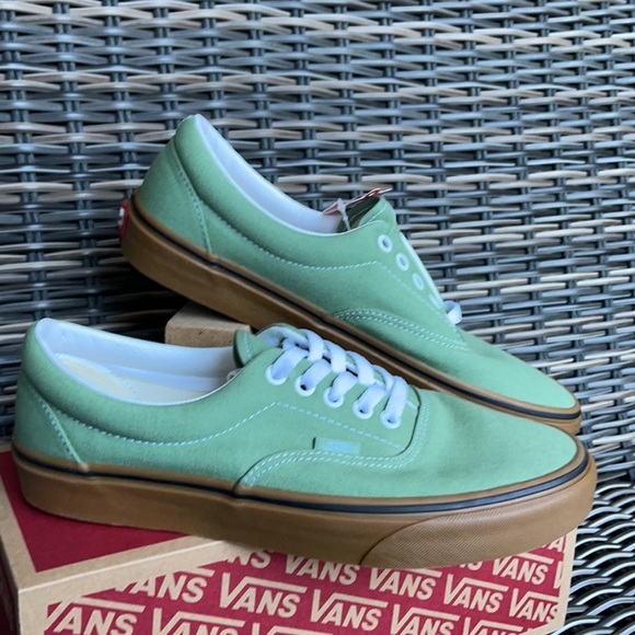 Vans Era Gum Basil/True White MENS - Picture 6 of 16